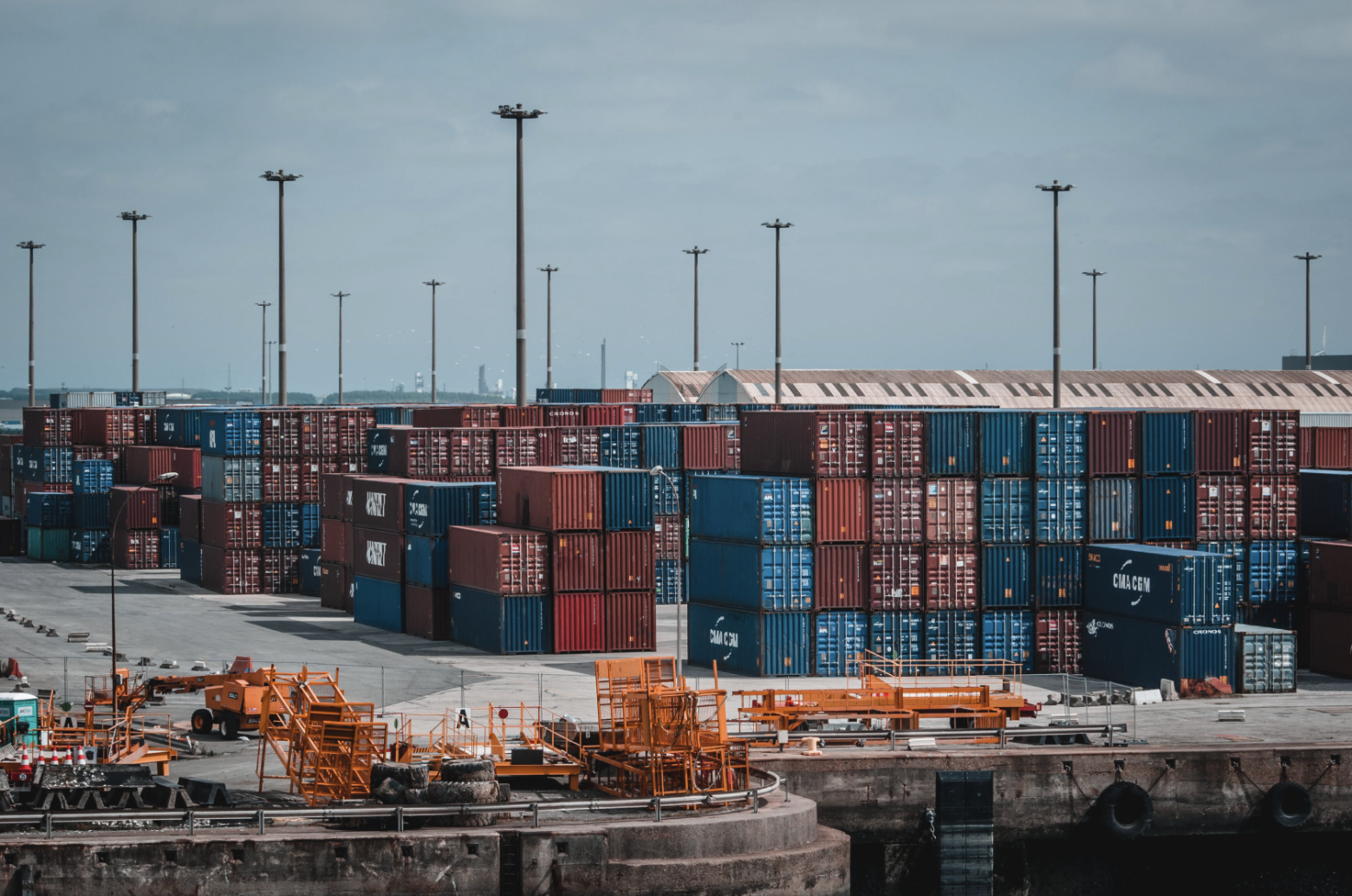海运纠纷律师海上货物运输合同中托运人可否要求变更合同